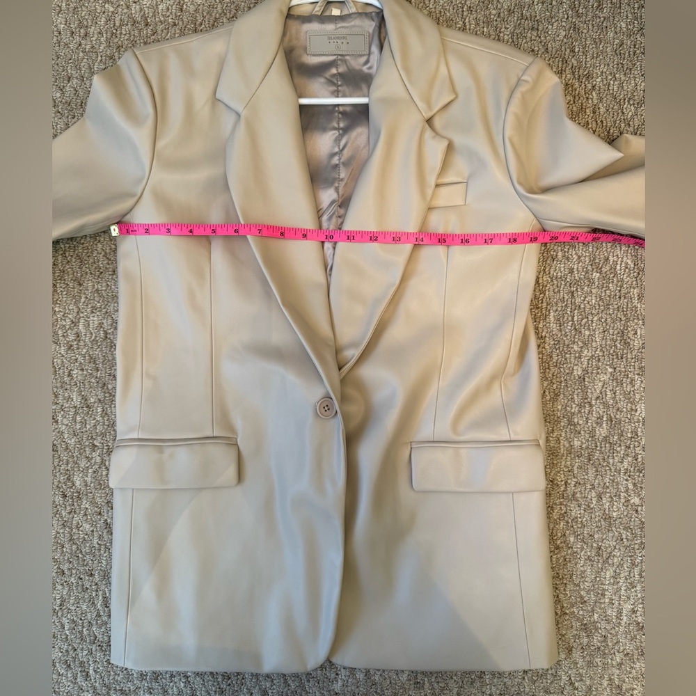 BLANK NYC Blazer- Size small - Picture 10 of 14